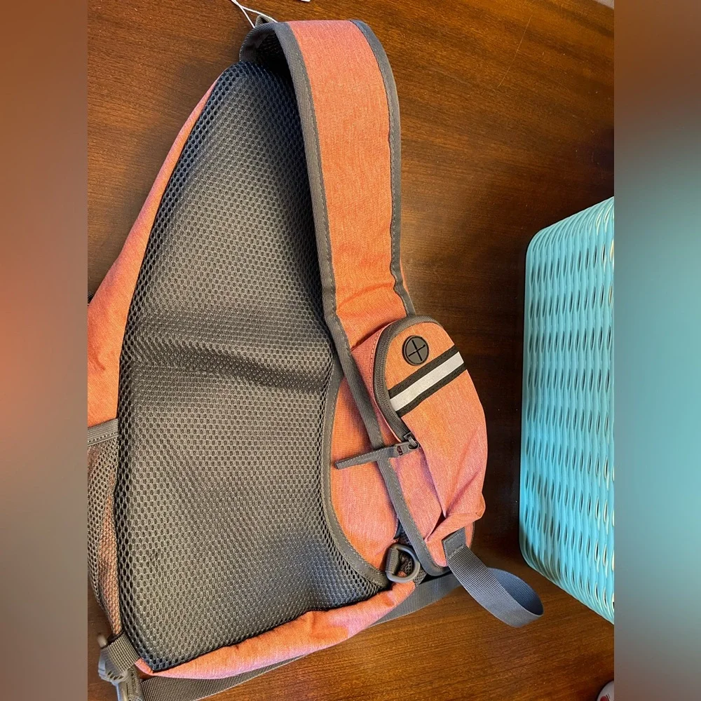 NWT Sling Bag RFID Blocking Sling Backpack Crossbody Chest Bag Daypack - Picture 8 of 10